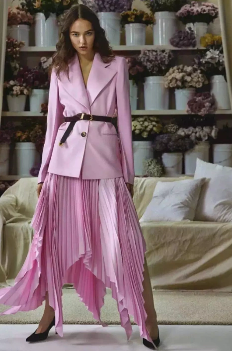 Fashion Pairing: Suits + Skirts (Part 2 - Pleated Long Skirts)