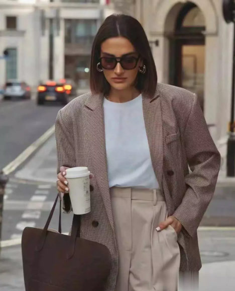 수트+티셔츠(END): 코디 룩!