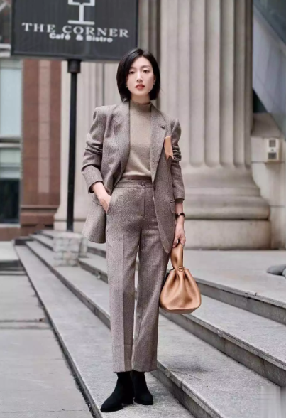 更適合穿新的西裝LOOK!美觀不出錯丨Senior Bespoke/ SUIT OEM/ WHOLESALE